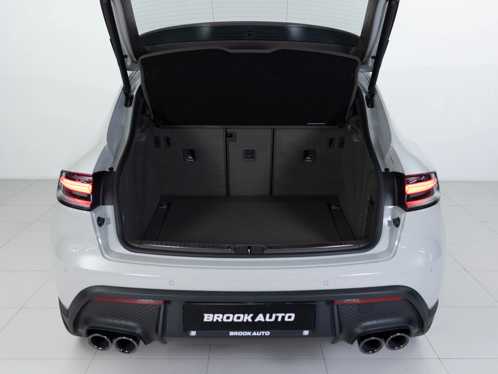Porsche Macan T I Рестайлинг 2, 2025 — экстерьер, фото 29