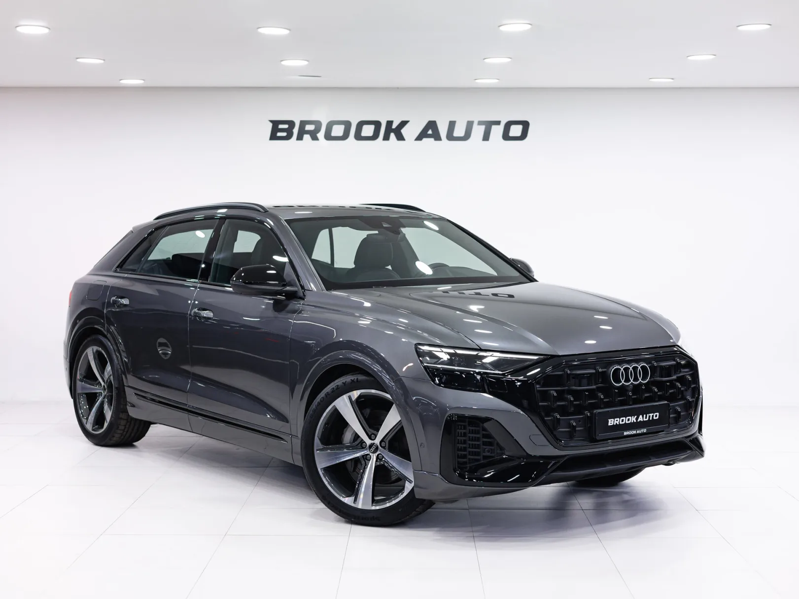 Audi Q8 55 TFSI I (4M) Рестайлинг, 2024 — экстерьер, фото 3