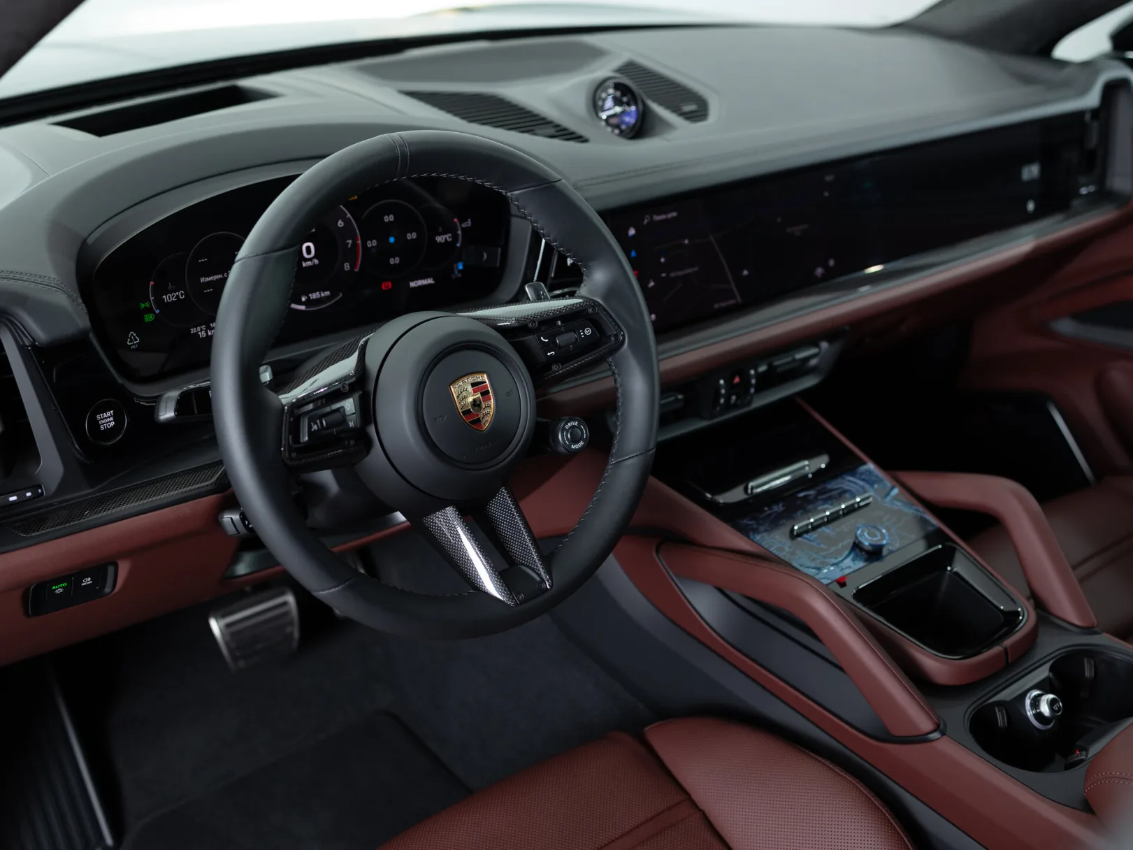 Porsche Cayenne GTS Coupé III Рестайлинг, 2024 — экстерьер, фото 9