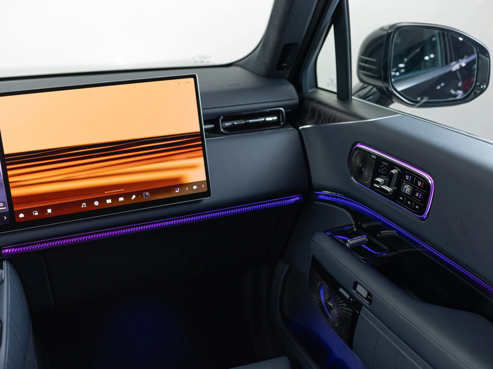 Zeekr 9X Max (6 seats) I, 2025 — экстерьер, фото 23