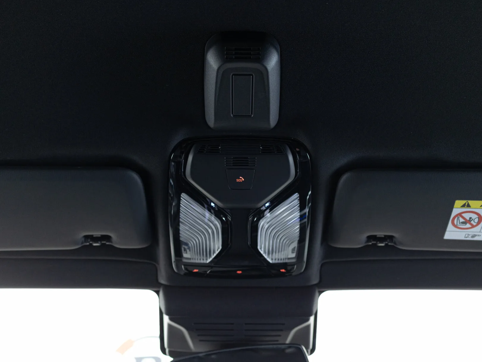 BMW X5 M60i IV (G05/G18) Рестайлинг, 2024 — экстерьер, фото 16