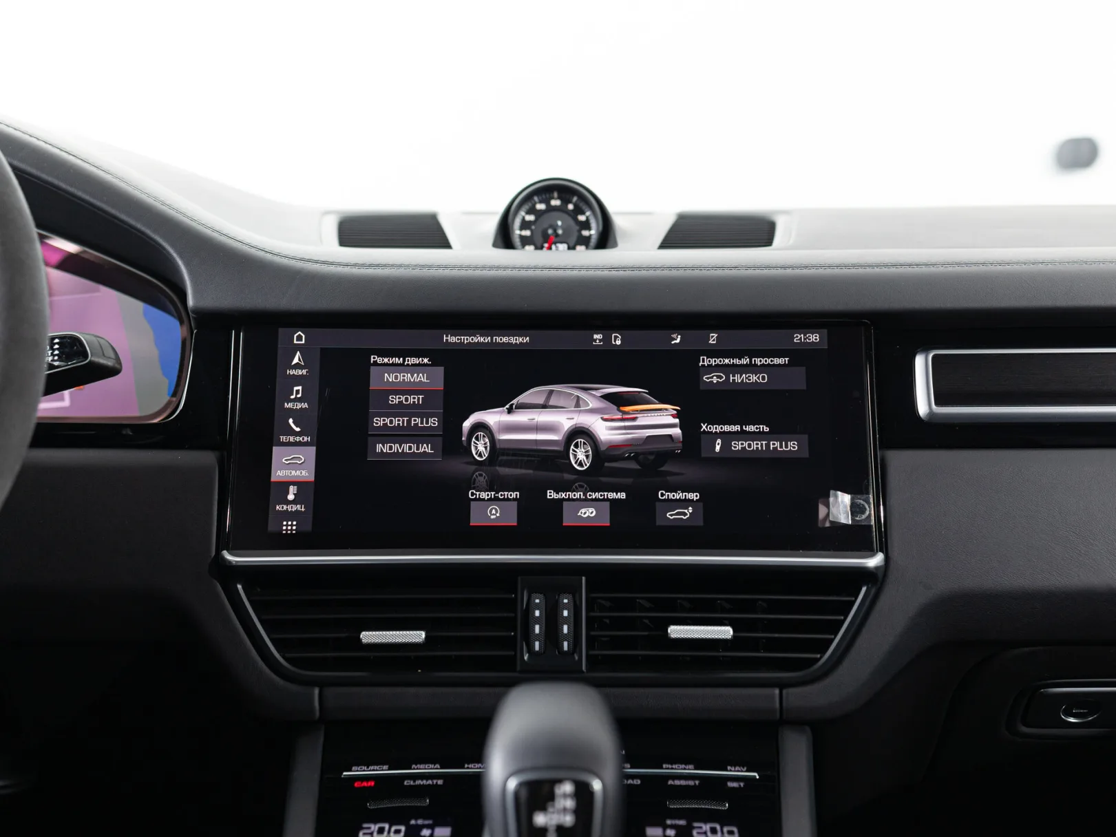 Porsche Cayenne GTS Coupé III, 2021 — экстерьер, фото 22