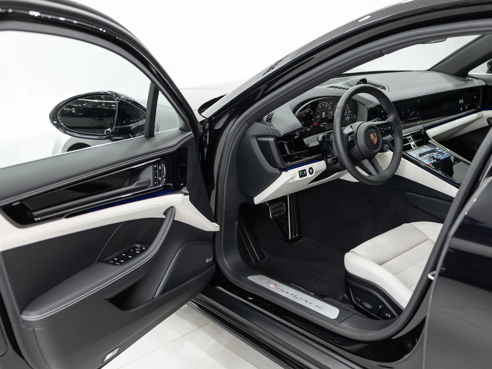 Porsche Panamera 4 III, 2026 — экстерьер, фото 7