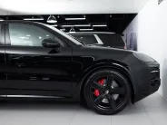 Porsche Cayenne GTS Coupé III Рестайлинг, 2025 — экстерьер, фото 33