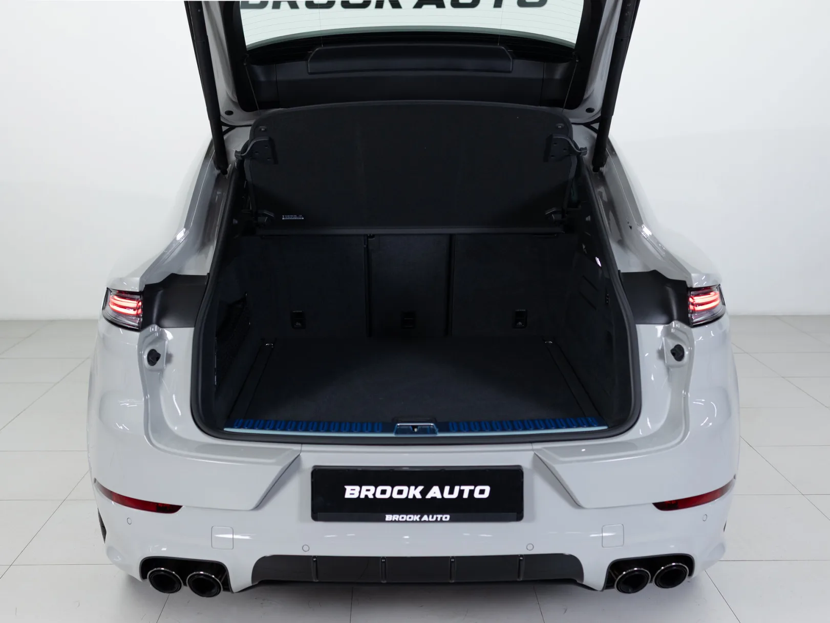Porsche Cayenne Coupé III Рестайлинг, 2025 — экстерьер, фото 31