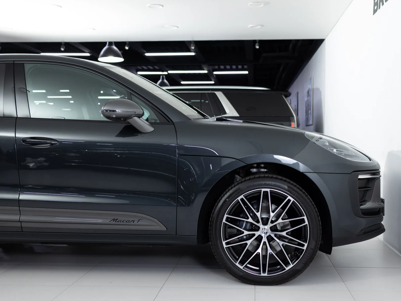 Porsche Macan T I Рестайлинг 2, 2025 — экстерьер, фото 31