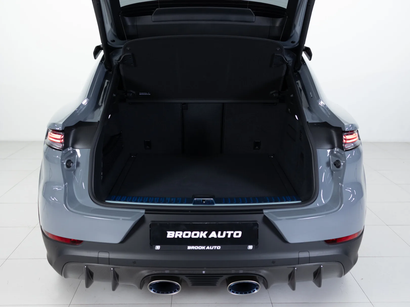 Porsche Cayenne Turbo GT III Рестайлинг, 2025 — экстерьер, фото 32