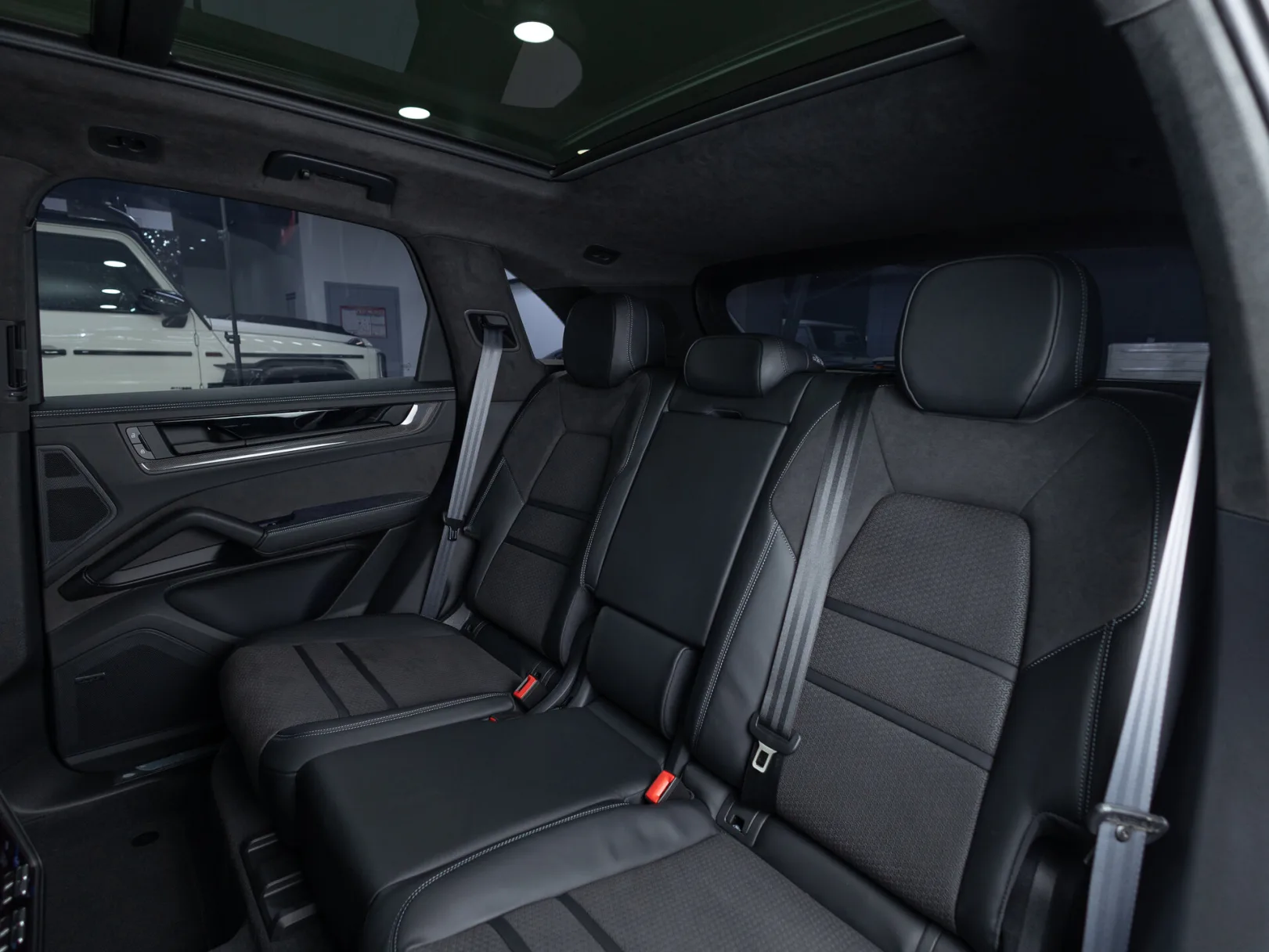 Porsche Cayenne GTS III Рестайлинг, 2025 — экстерьер, фото 31