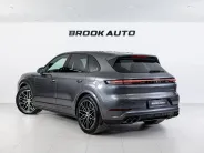 Porsche Cayenne E-Hybrid III Рестайлинг, 2026 — экстерьер, фото 4
