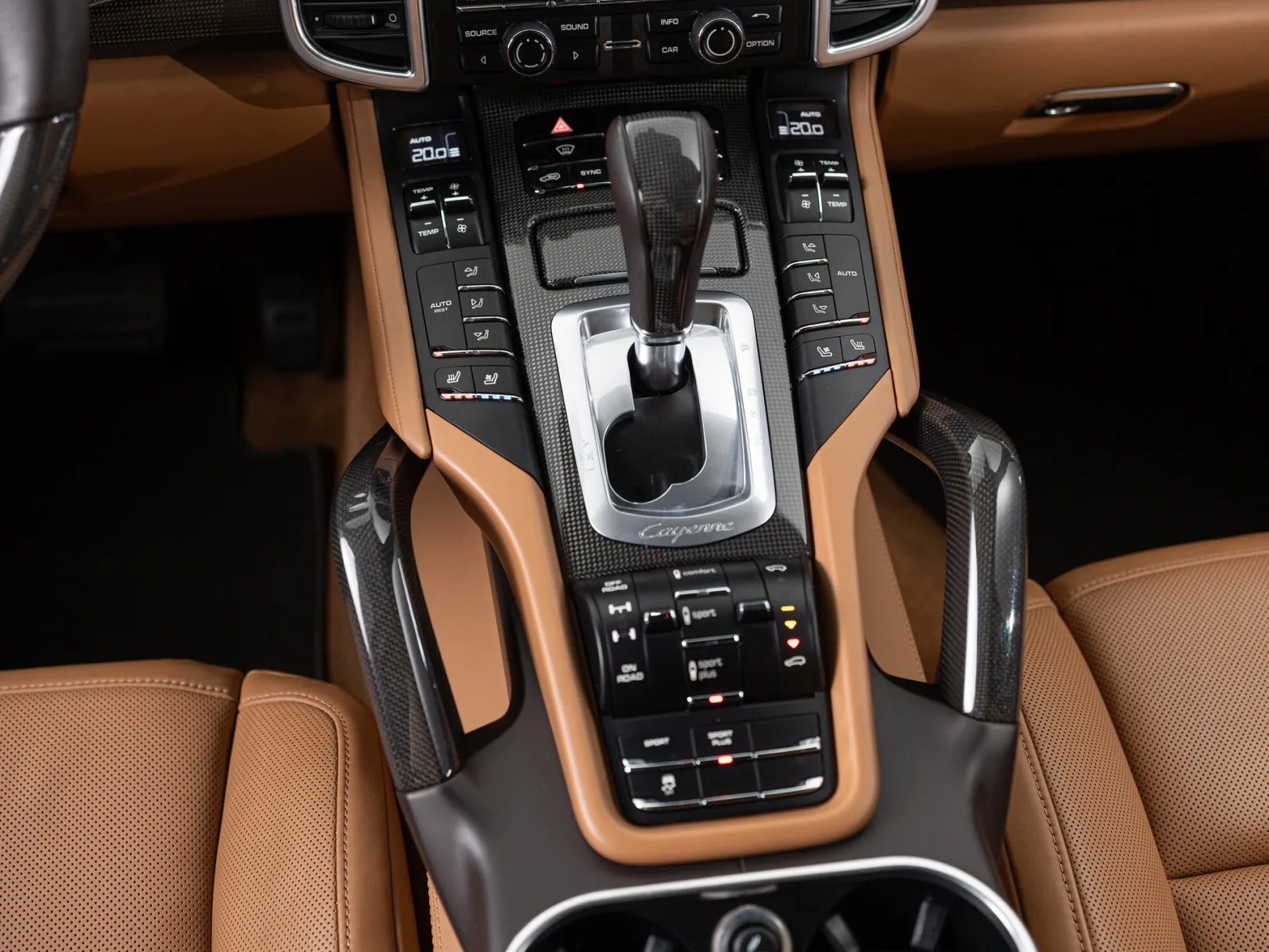 Porsche Cayenne Diesel II Рестайлинг (958), 2014 — экстерьер, фото 23
