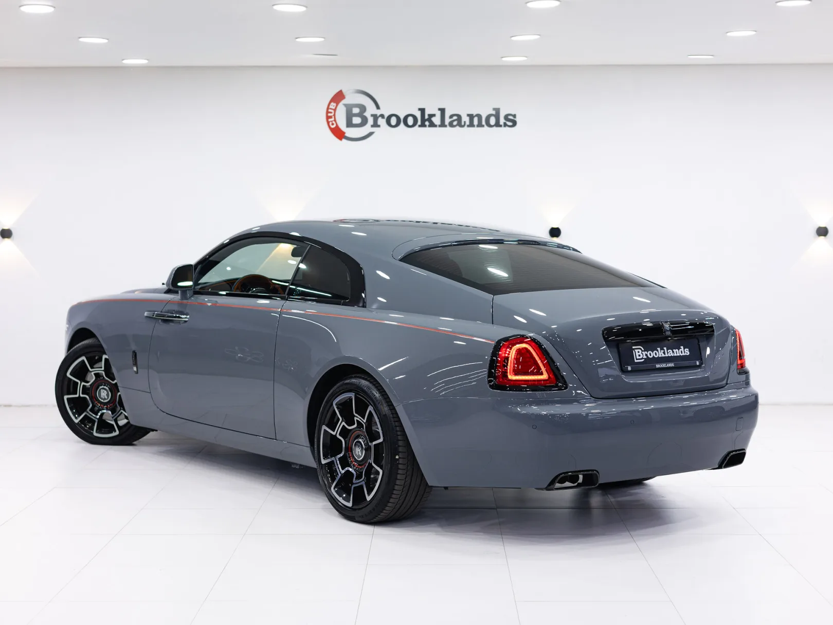Rolls-Royce Wraith Black Badge I, 2020 — экстерьер, фото 6