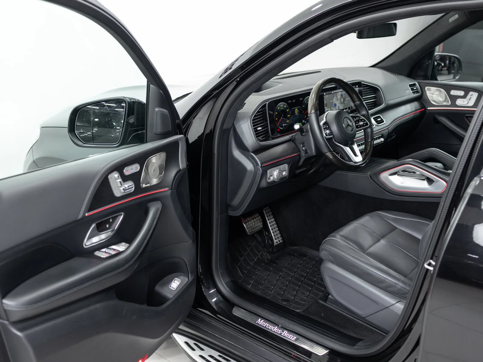 Mercedes-Benz GLS 580 4MATIC II (X167), 2020 — экстерьер, фото 7