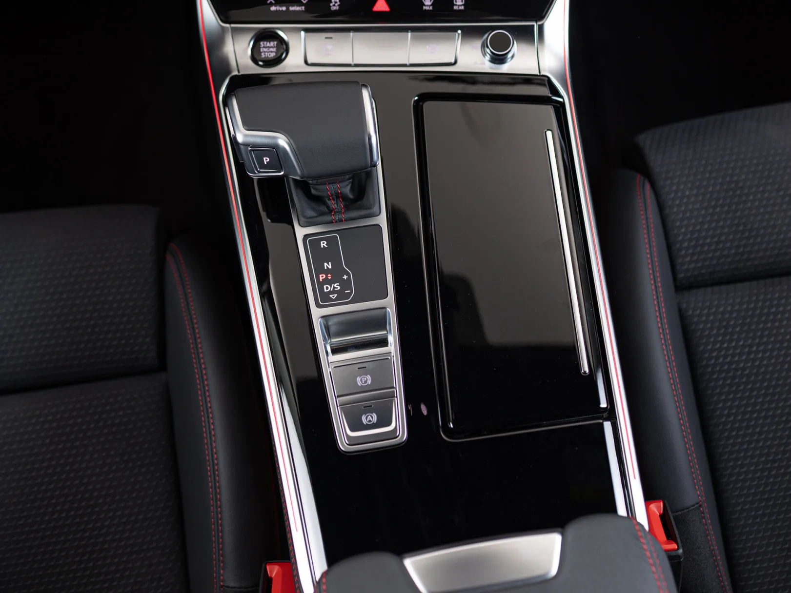 Audi A7 45 TFSI quattro S tronic II (4K), 2025 — экстерьер, фото 18