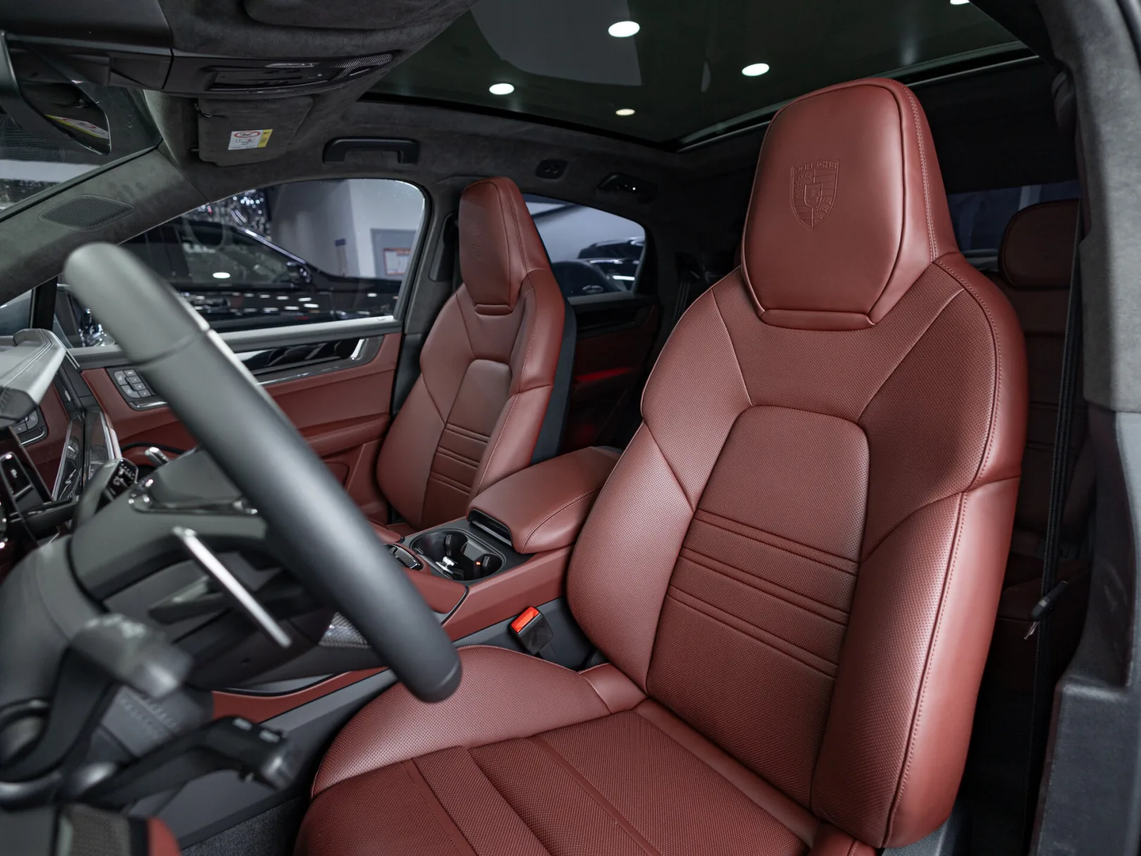 Porsche Cayenne GTS Coupé III Рестайлинг, 2024 — экстерьер, фото 10