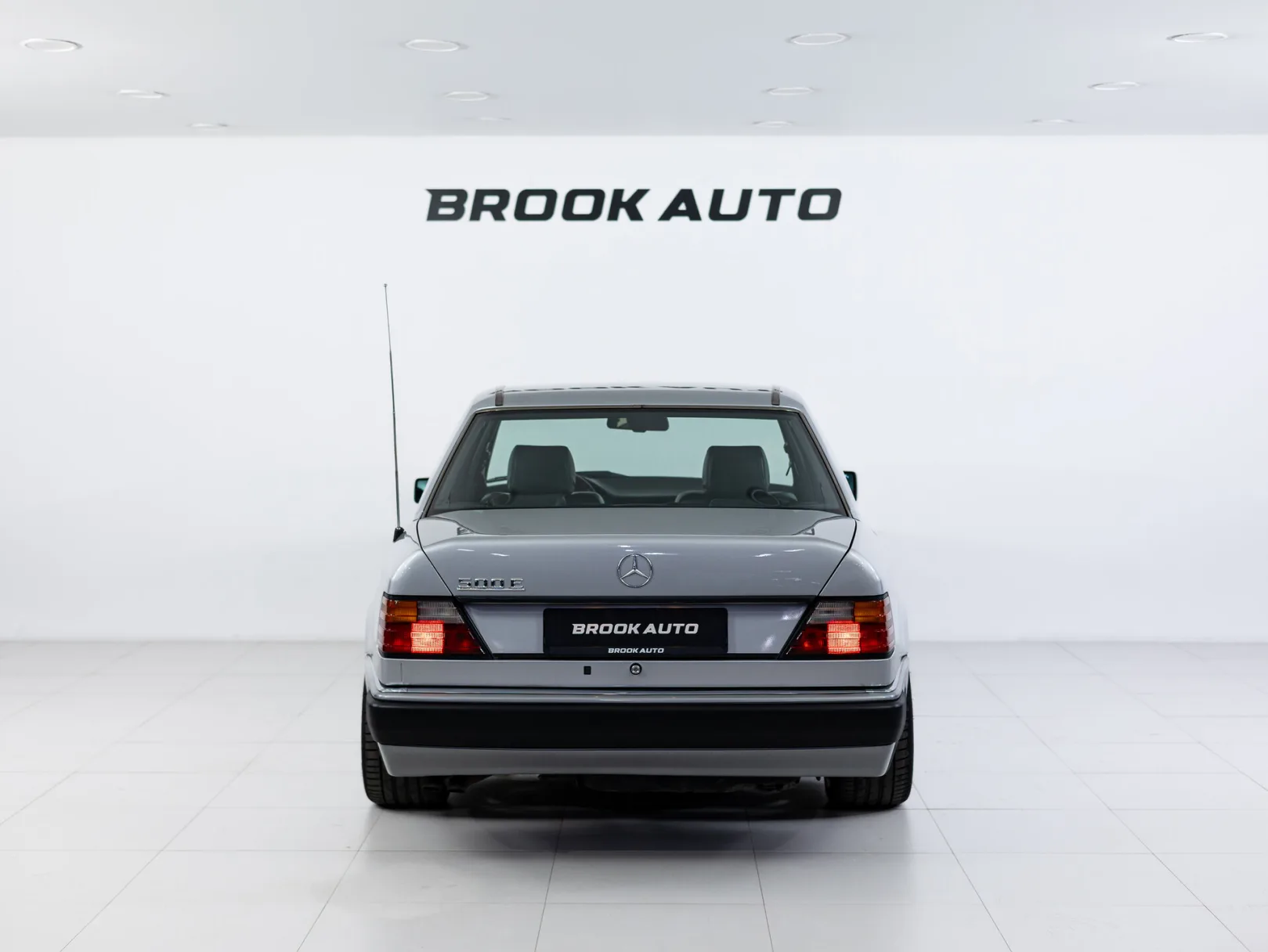 Mercedes-Benz W124 I, 1992 — экстерьер, фото 5