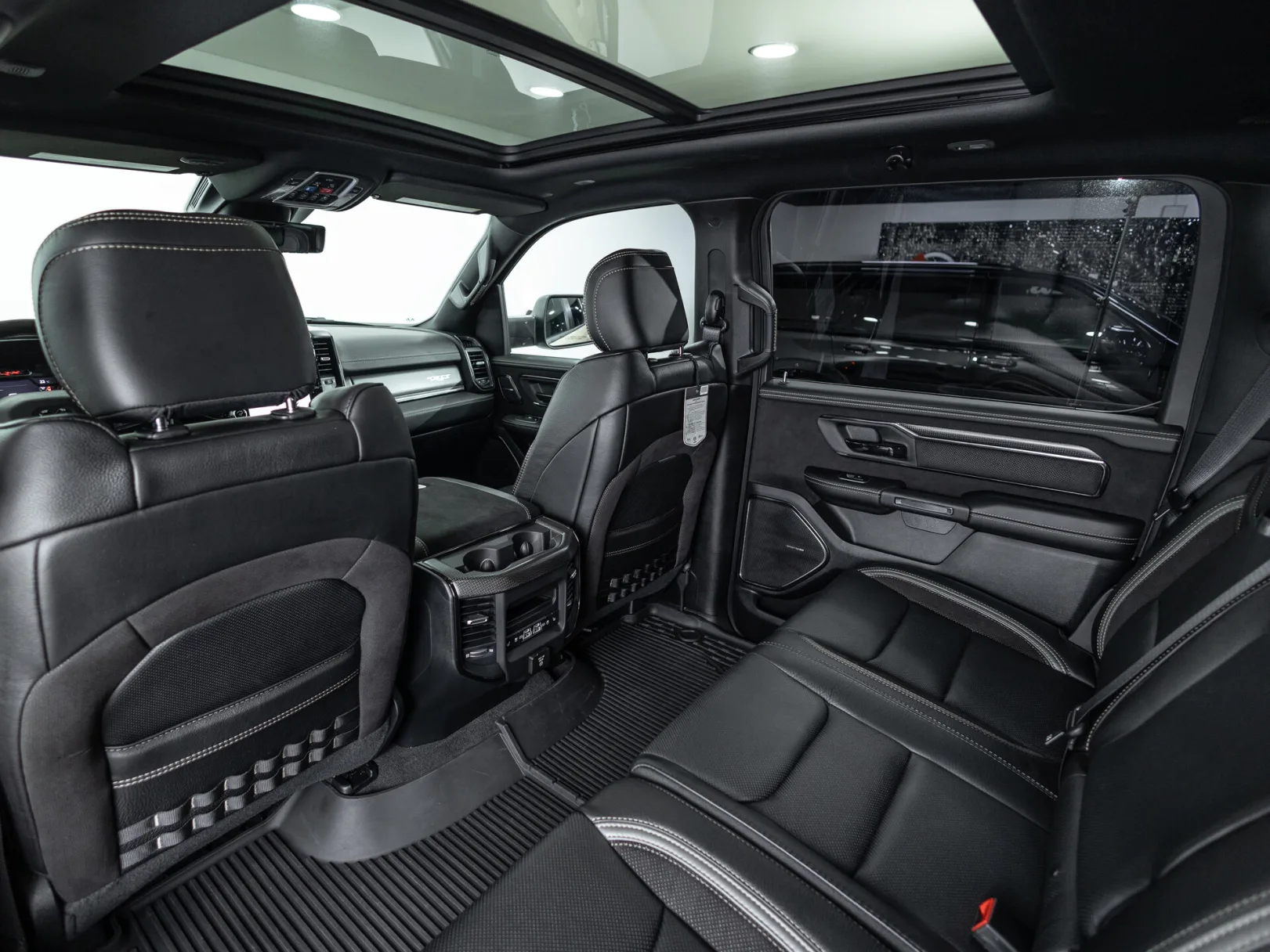 Ram 1500 TRX V, 2022 — экстерьер, фото 37