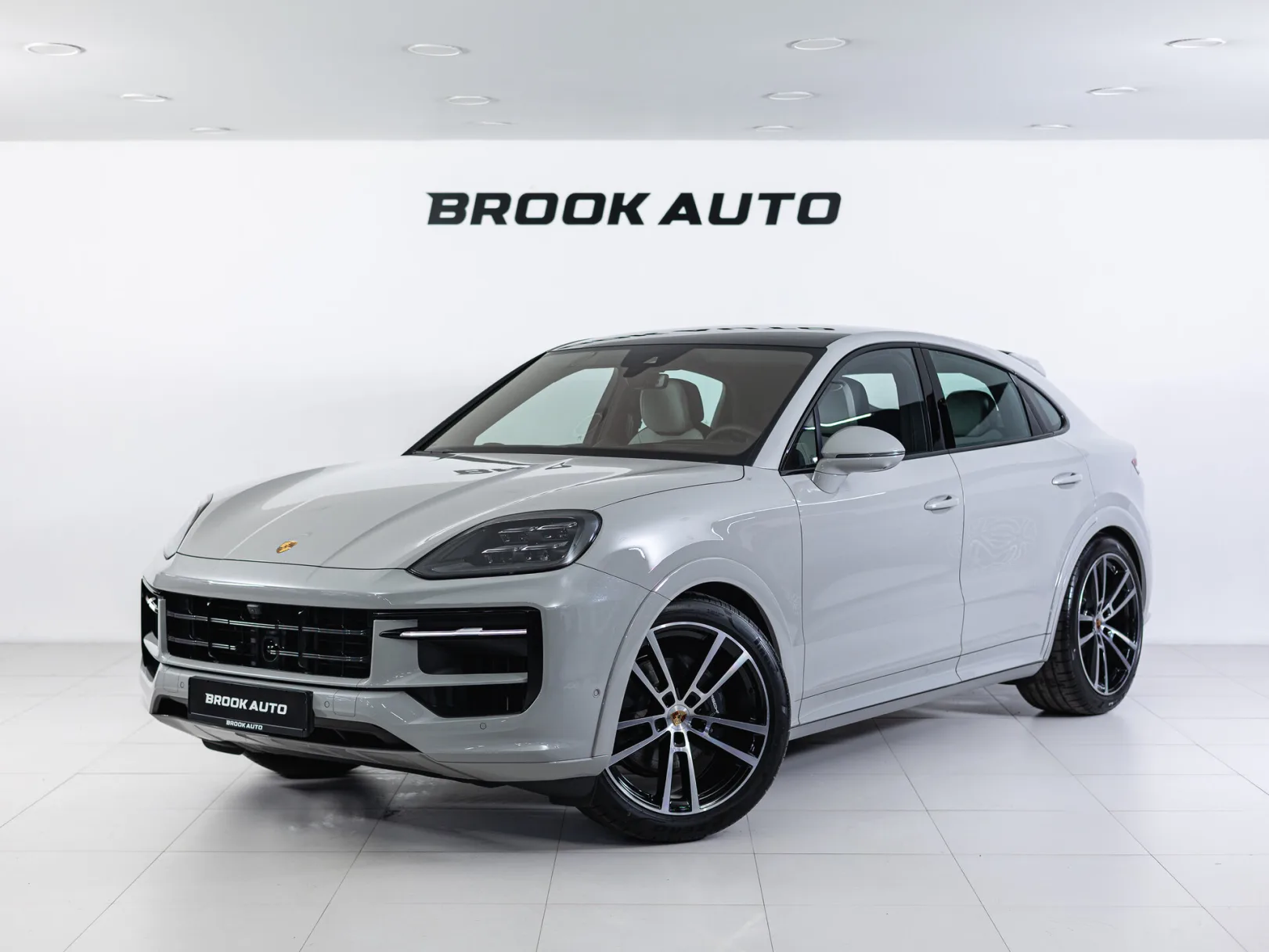 Porsche Cayenne Coupé III Рестайлинг, 2025 — экстерьер, фото 1