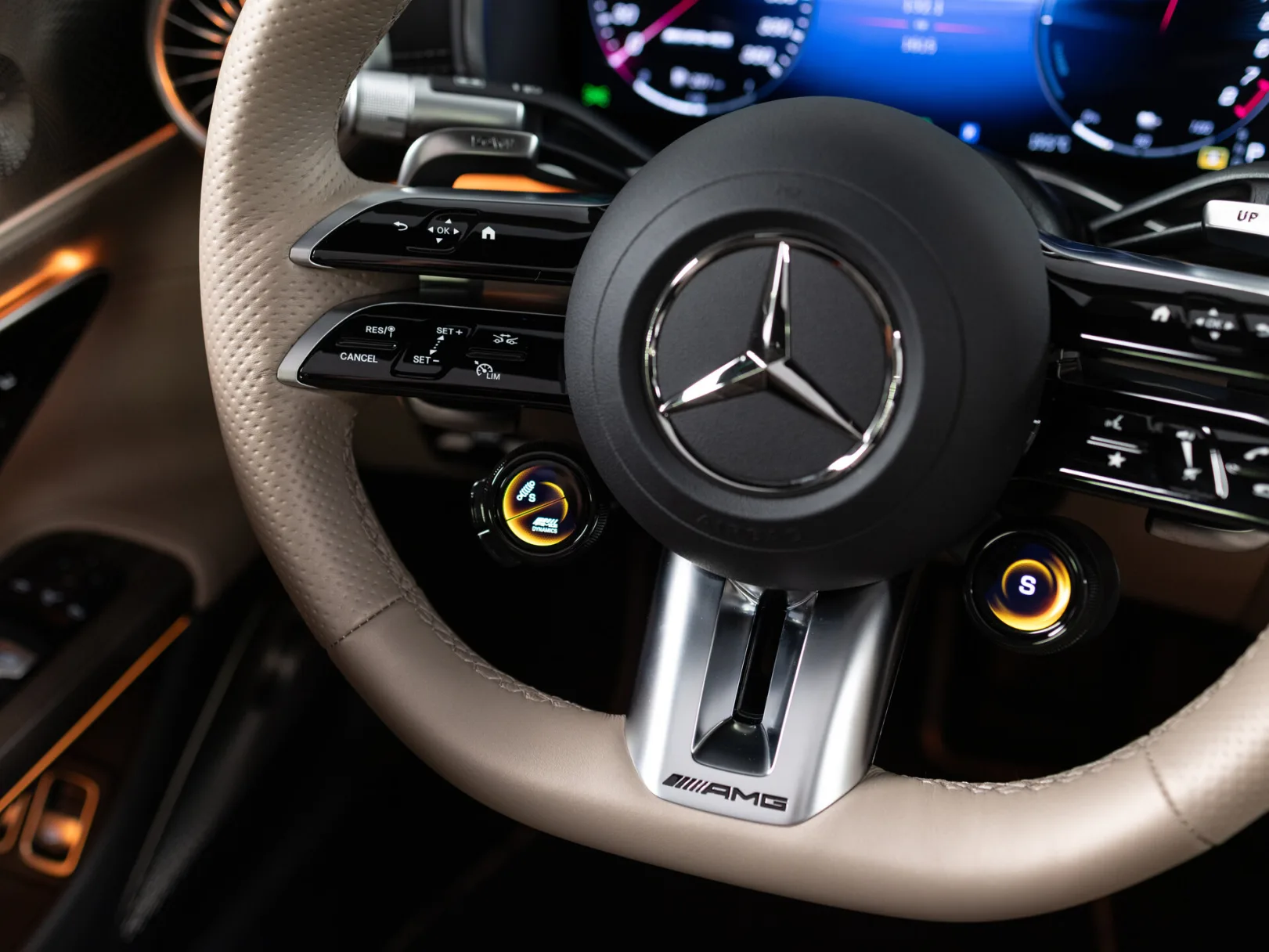 Mercedes-Benz SL-Класс AMG SL 63 S E Performance IV (R232), 2024 — экстерьер, фото 21
