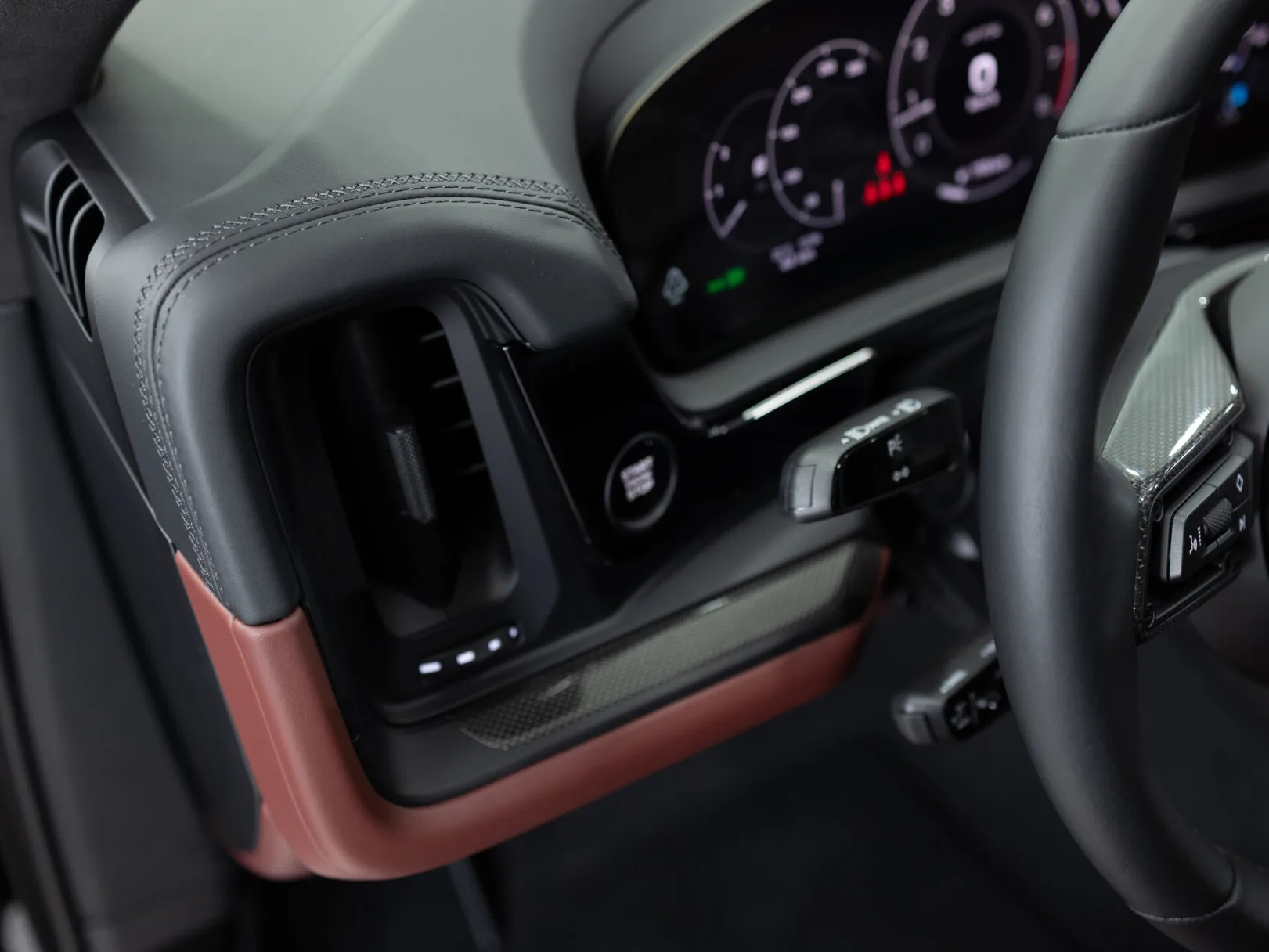 Porsche Cayenne GTS III Рестайлинг, 2025 — экстерьер, фото 13