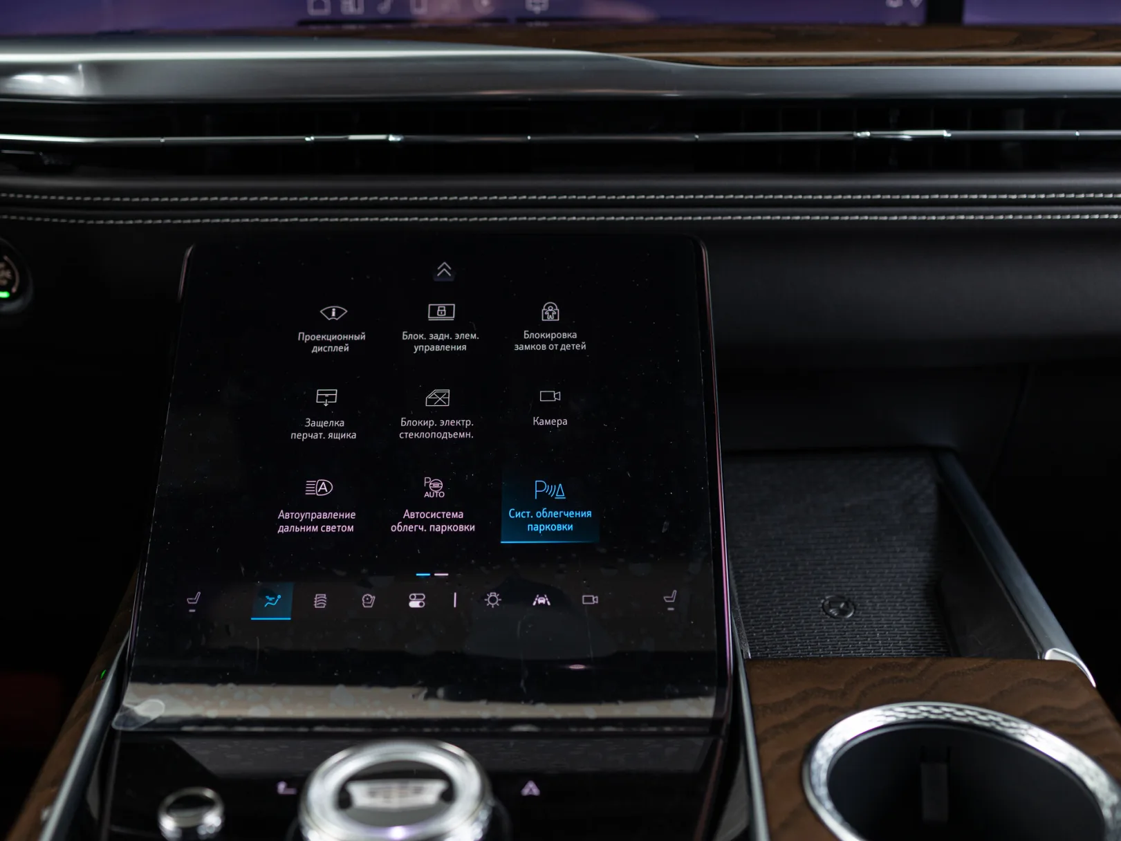 Cadillac Escalade Sport Platinum V Рестайлинг, 2025 — экстерьер, фото 23
