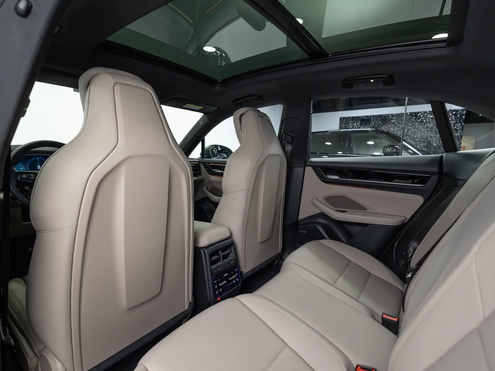 Porsche Macan Electric II, 2025 — экстерьер, фото 26