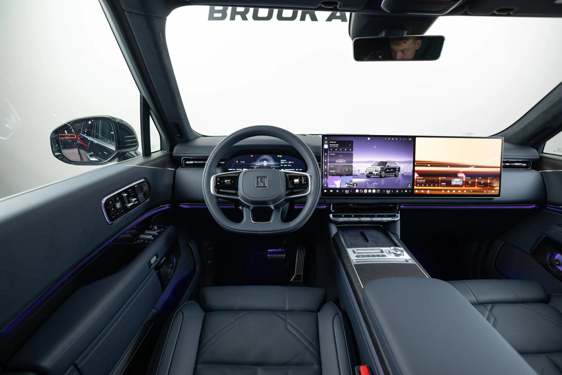 Zeekr 9X Max (6 seats) I, 2025 — экстерьер, фото 13