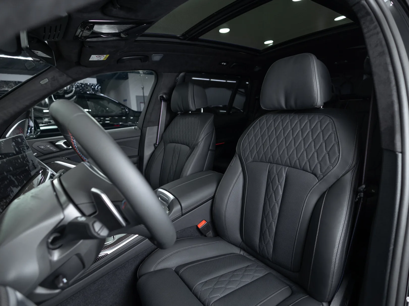 BMW X7 M60i xDrive Sport Pro I (G07) Рестайлинг, 2024 — экстерьер, фото 10