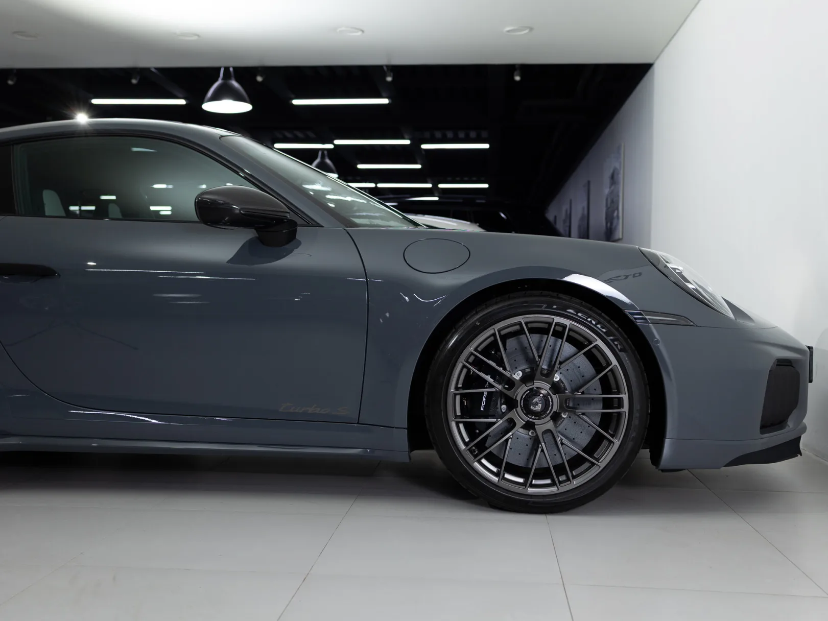 Porsche 911 Turbo S VIII (992) Рестайлинг, 2026 — экстерьер, фото 40