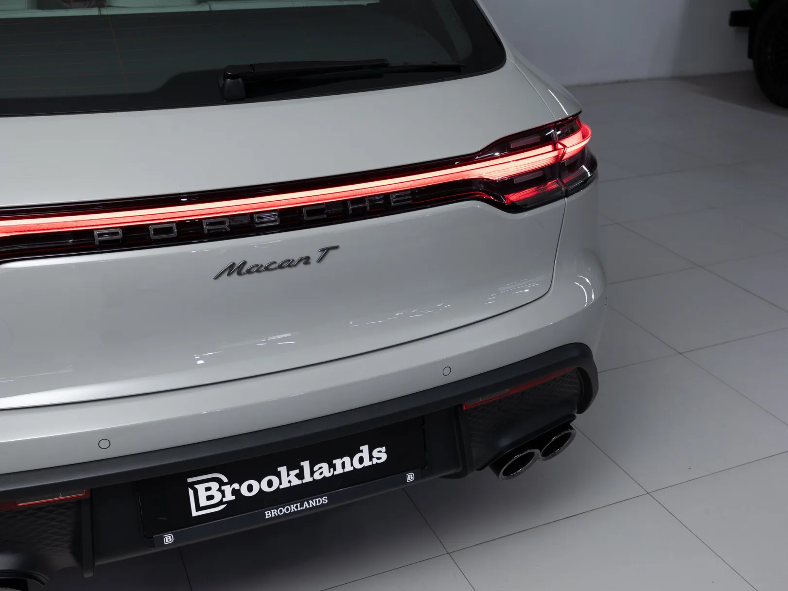 Porsche Macan T I Рестайлинг 2, 2024 — экстерьер, фото 31