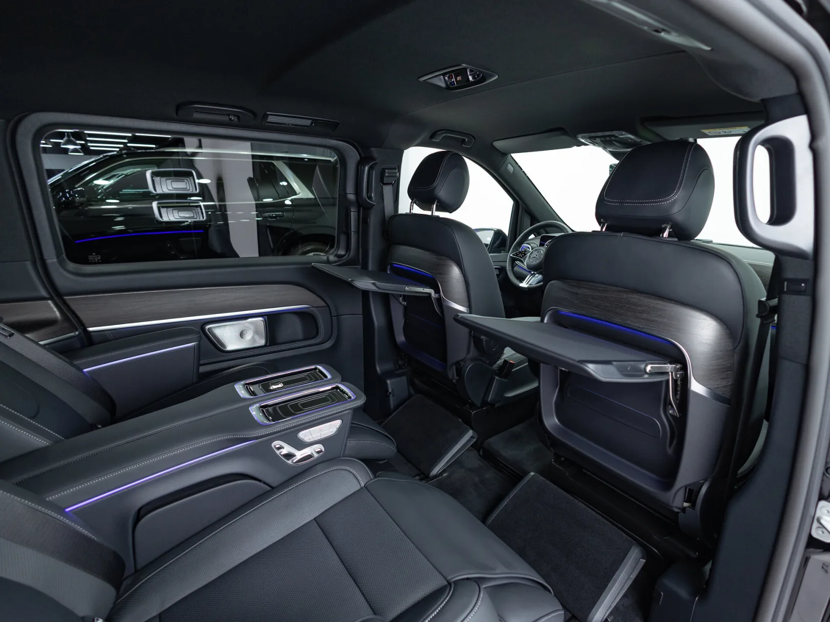 Mercedes-Benz V-Класс Avantgarde III (W447) Рестайлинг 2, 2025 — экстерьер, фото 33