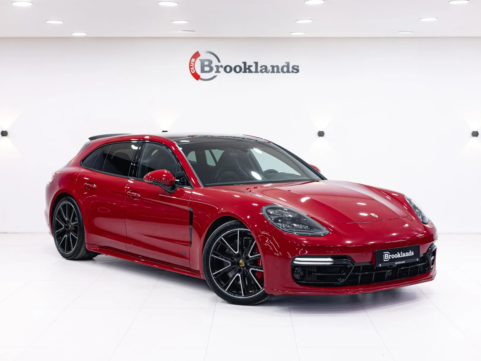 Porsche Panamera GTS II, 2019 — экстерьер, фото 3