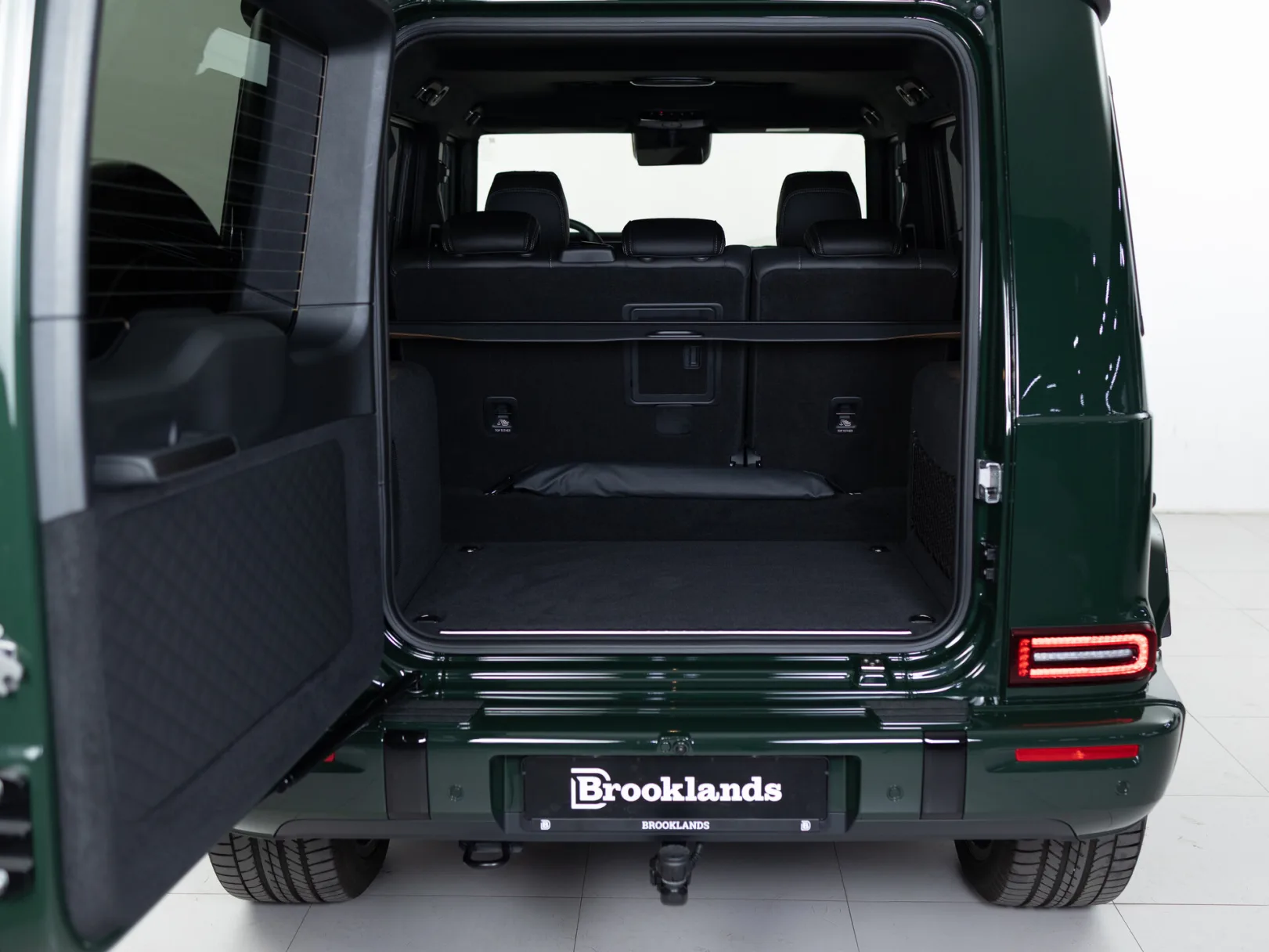 Mercedes-Benz G-Класс AMG G 63 II (W465) Рестайлинг, 2025 — экстерьер, фото 37