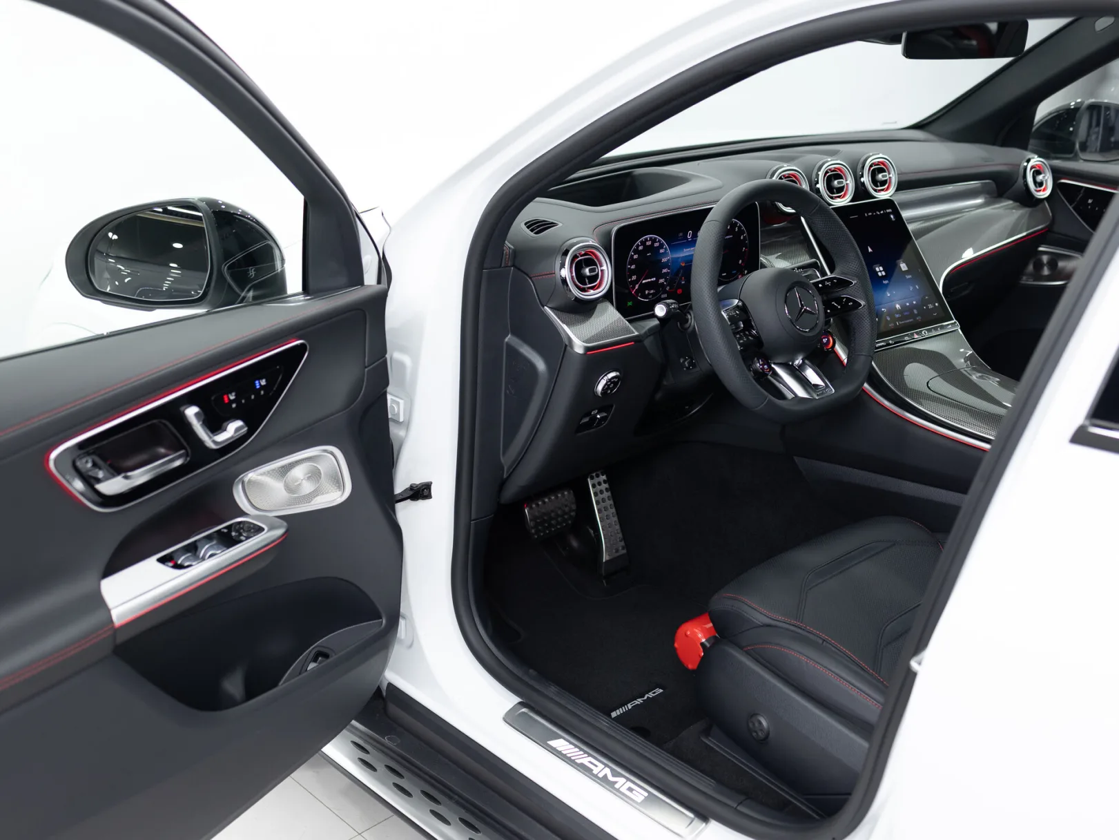 Mercedes-Benz GLC AMG GLC 43 4MATIC II (X254), 2024 — экстерьер, фото 7