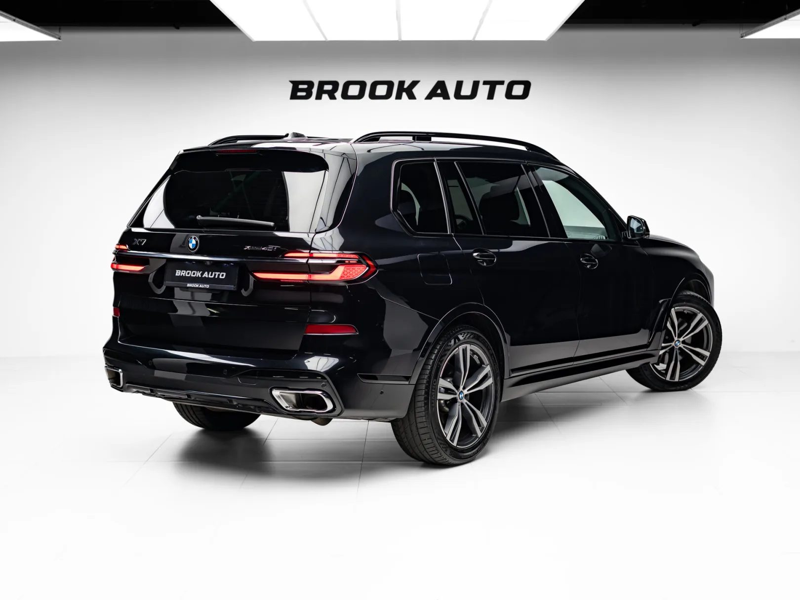 BMW X7 xDrive40i M Sport I (G07) Рестайлинг, 2022 — экстерьер, фото 4