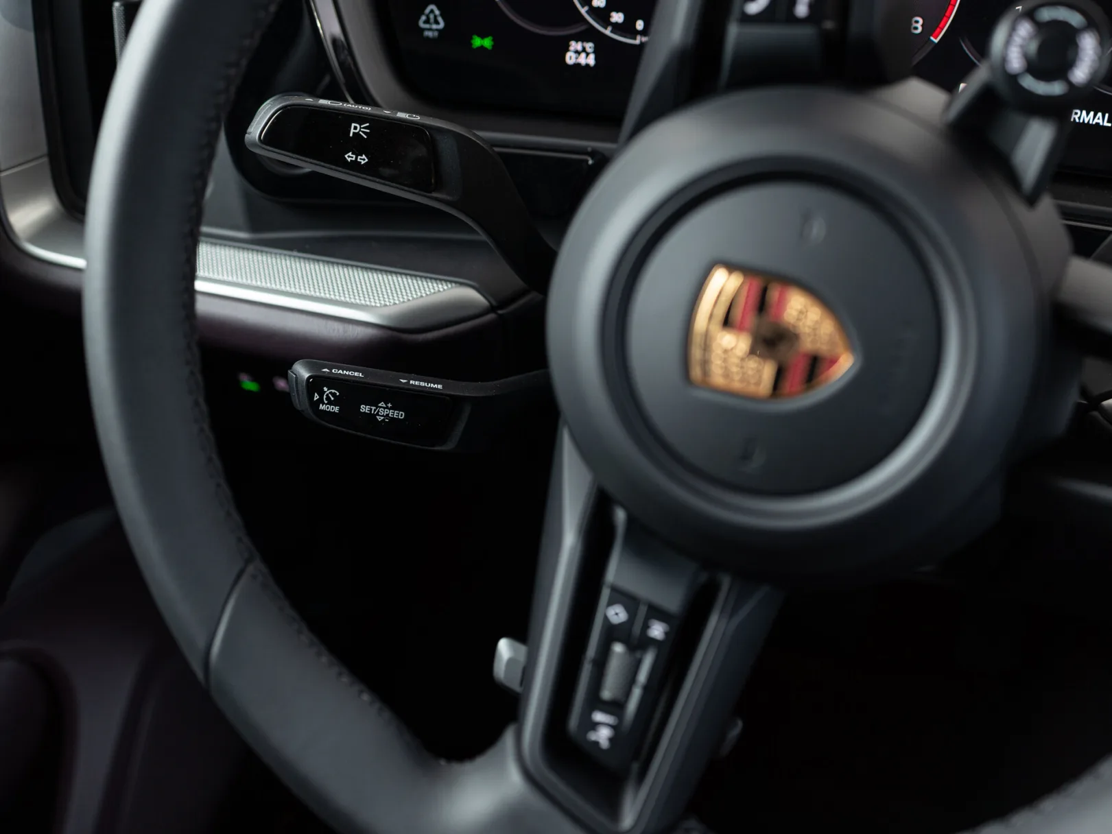 Porsche Cayenne Базовая III Рестайлинг, 2025 — экстерьер, фото 14