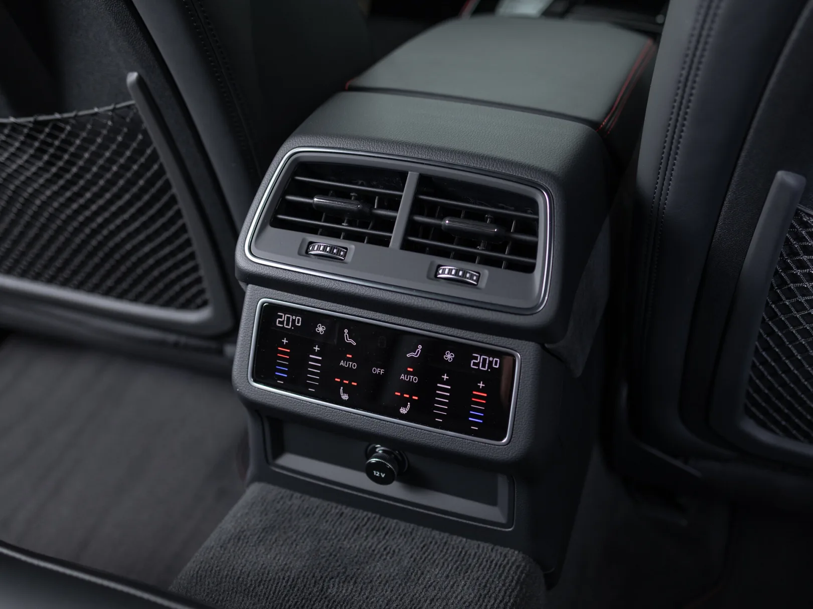 Audi RS 6 RS6 Avant performance IV (C8), 2024 — экстерьер, фото 30