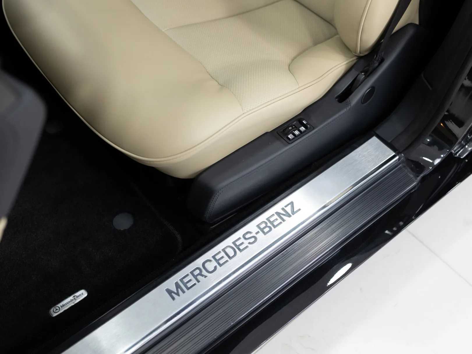 Mercedes-Benz S-Класс III (W140) Рестайлинг, 1997 — экстерьер, фото 10
