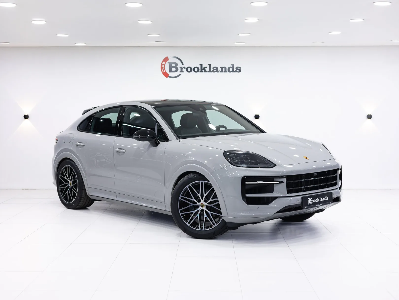 Porsche Cayenne Coupé III Рестайлинг, 2024 — экстерьер, фото 3