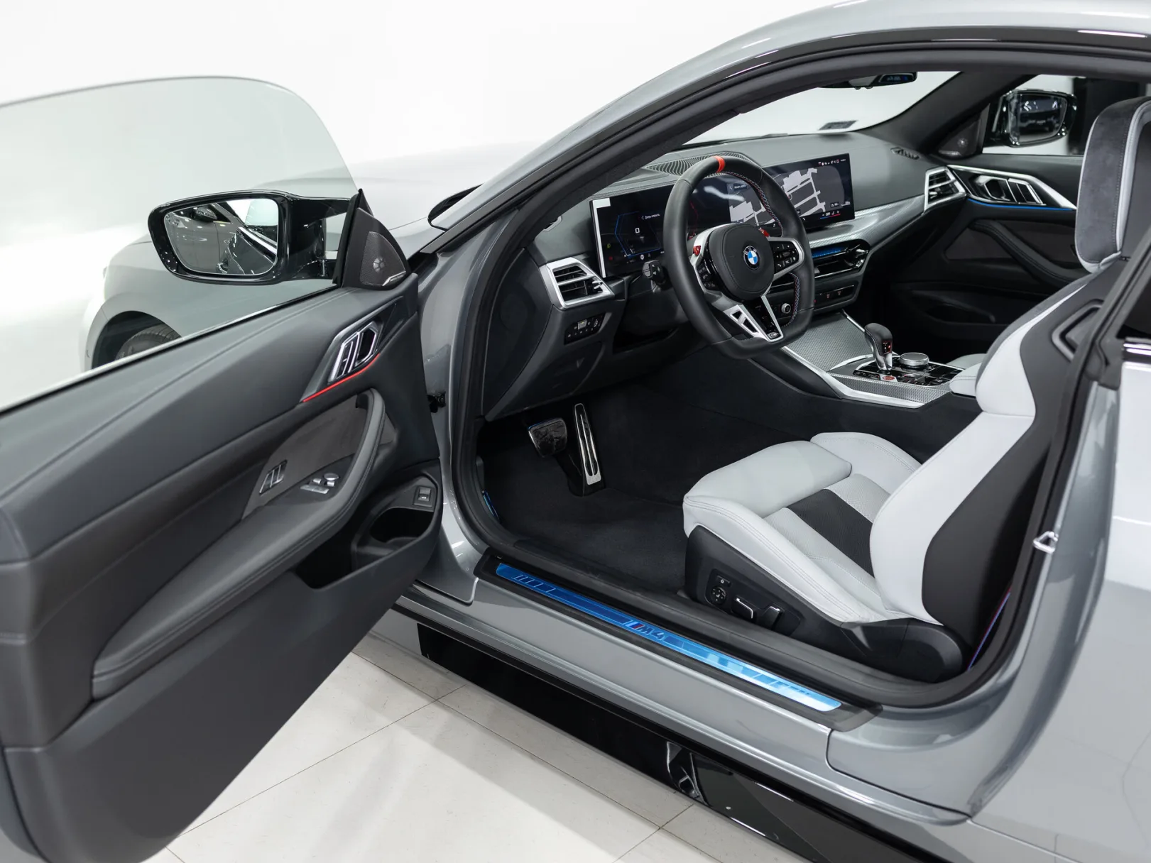 BMW M4 Competition xDrive G82/G83 Рестайлинг, 2025 — экстерьер, фото 7