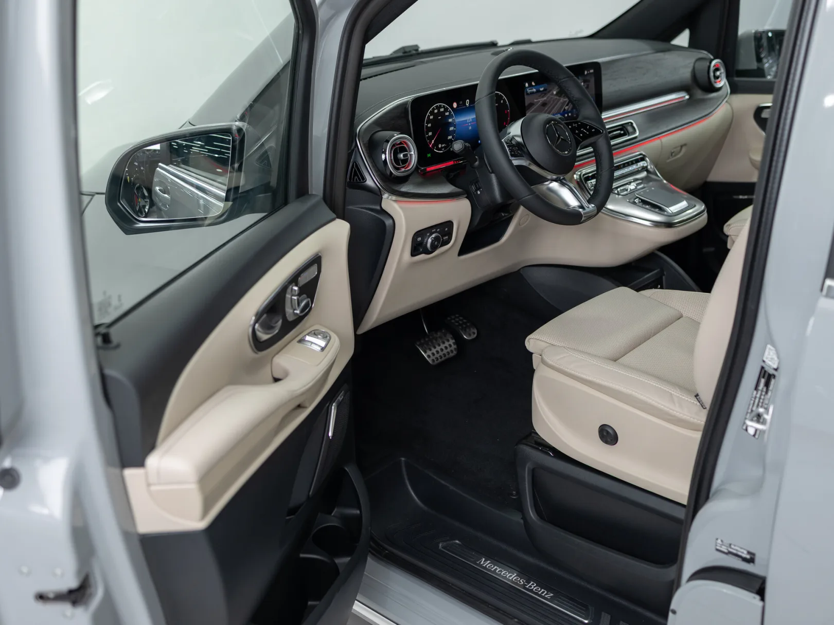 Mercedes-Benz V-Класс Exclusive III (W447) Рестайлинг 2, 2025 — экстерьер, фото 8
