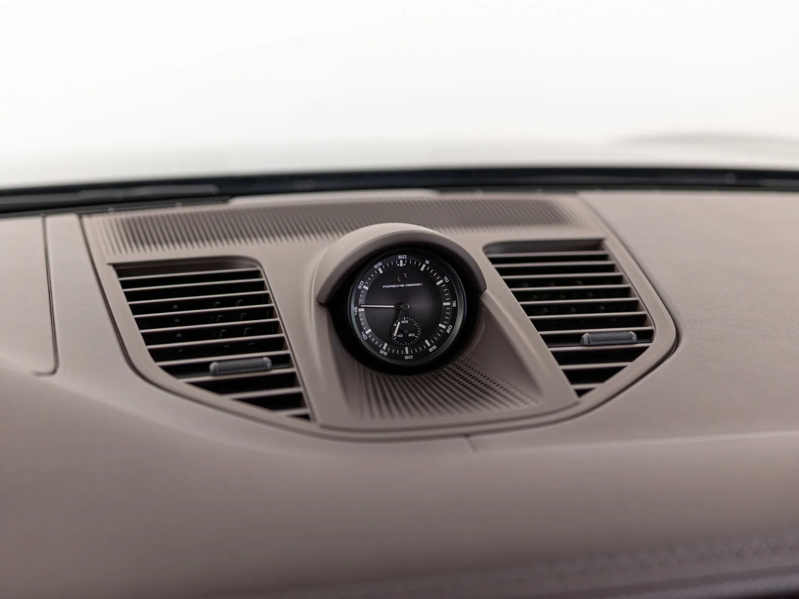 Porsche Panamera Turbo S E-Hybrid III, 2024 — экстерьер, фото 20