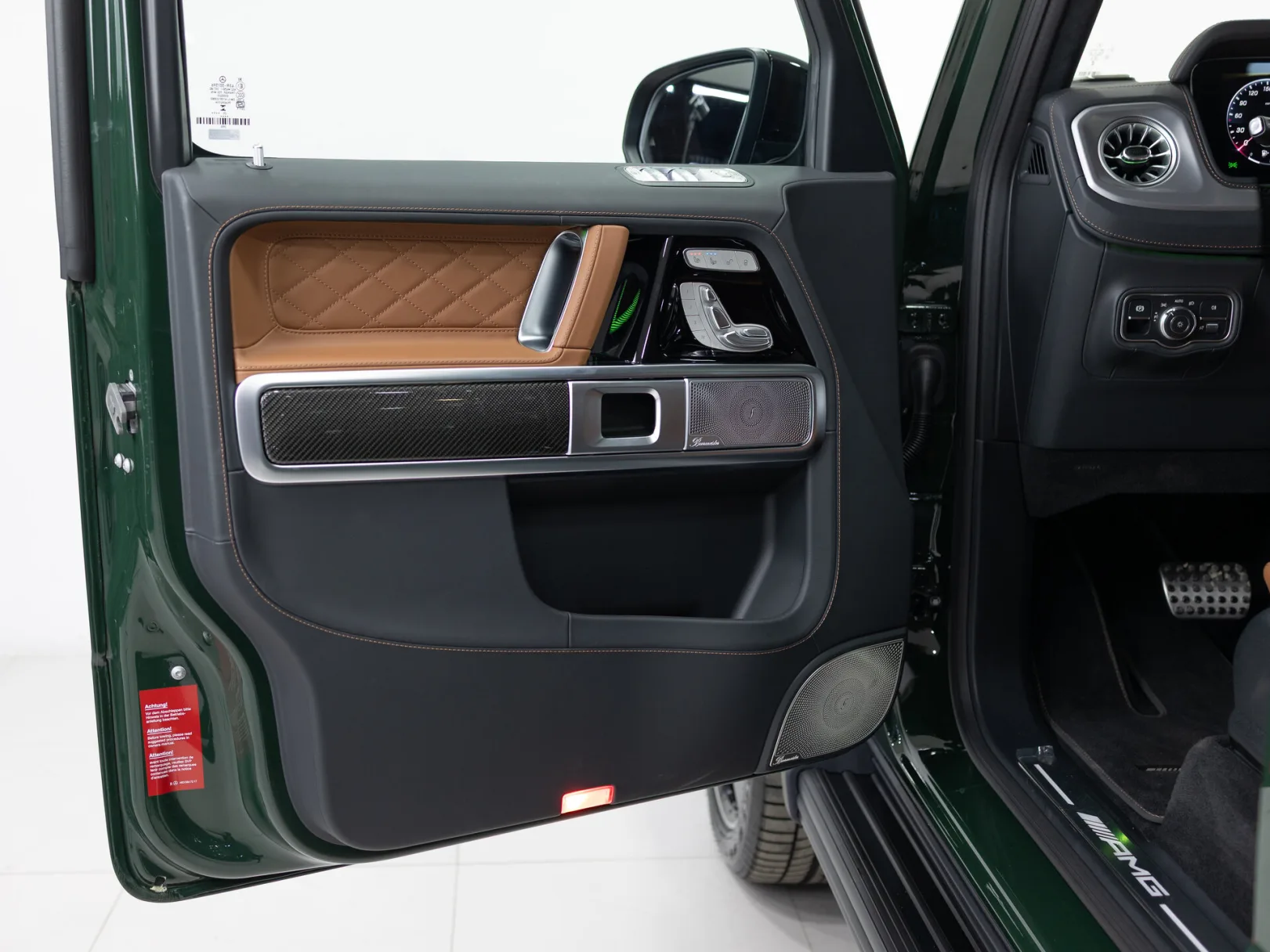Mercedes-Benz G-Класс AMG G 63 II (W465) Рестайлинг, 2025 — экстерьер, фото 8