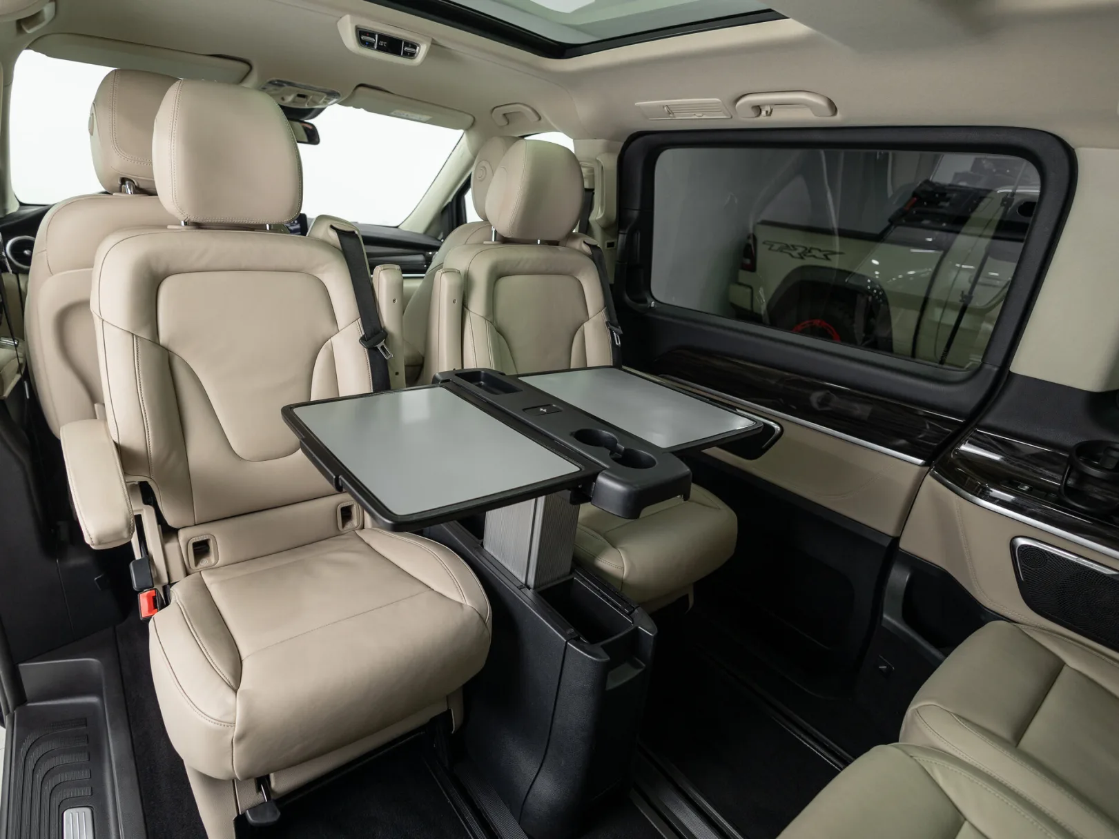 Mercedes-Benz V-Класс III (W447), 2017 — экстерьер, фото 27