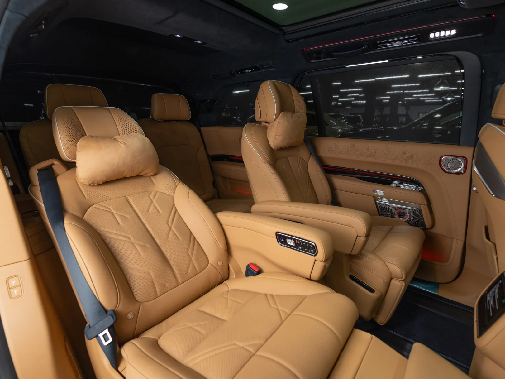 Zeekr 9X Ultra (6 seats) I, 2025 — экстерьер, фото 34