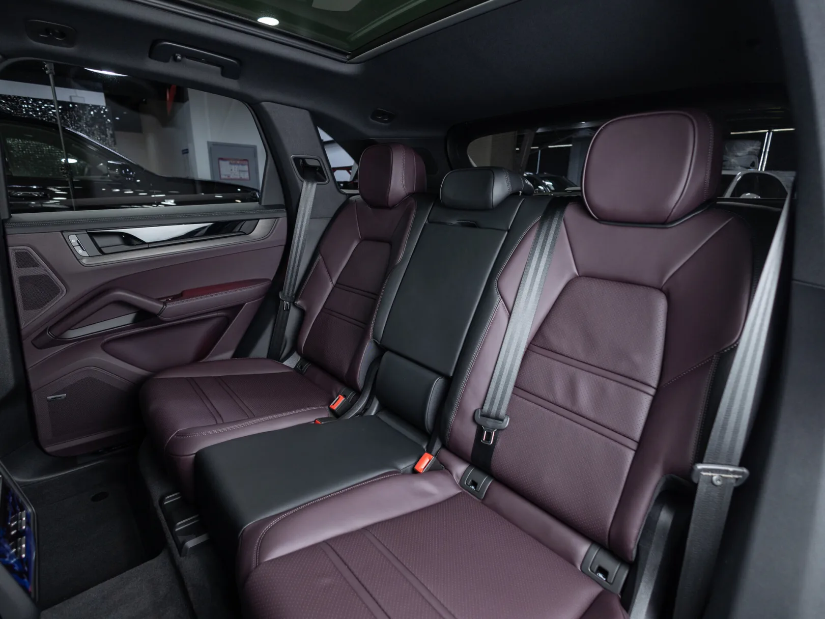 Porsche Cayenne E-Hybrid III Рестайлинг, 2026 — экстерьер, фото 32