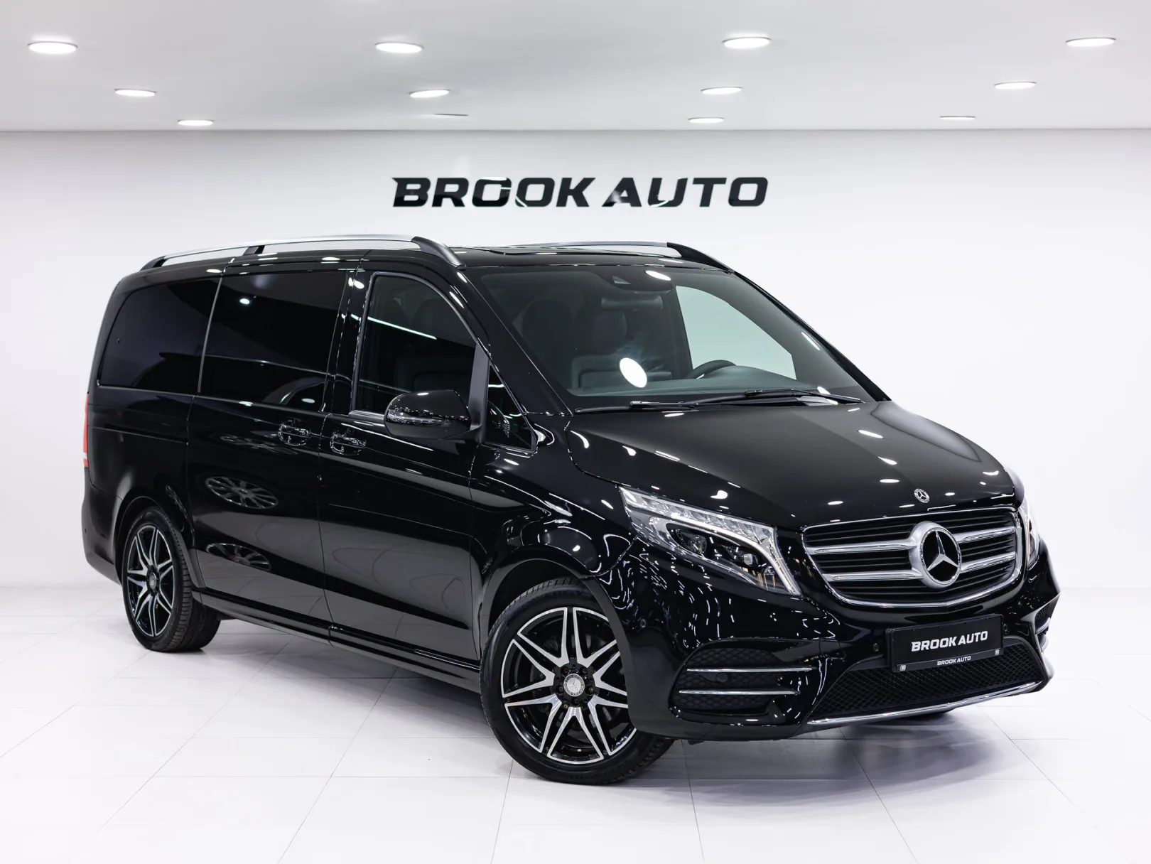 Mercedes-Benz V-Класс III (W447), 2017 — экстерьер, фото 5