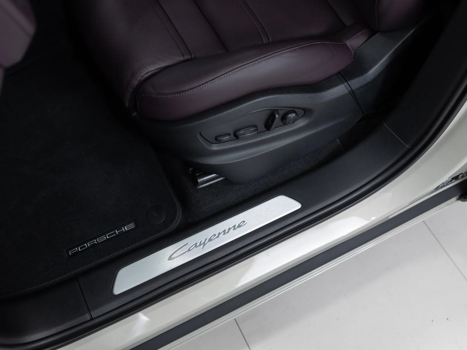 Porsche Cayenne Coupé III Рестайлинг, 2025 — экстерьер, фото 12