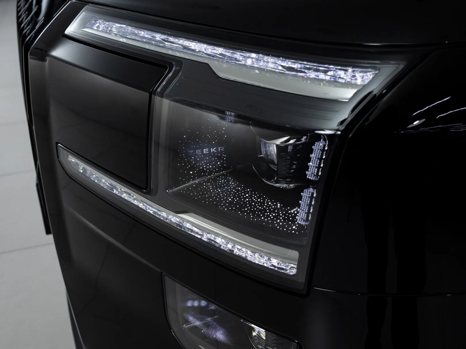 Zeekr 9X Ultra (6 seats) I, 2025 — экстерьер, фото 40