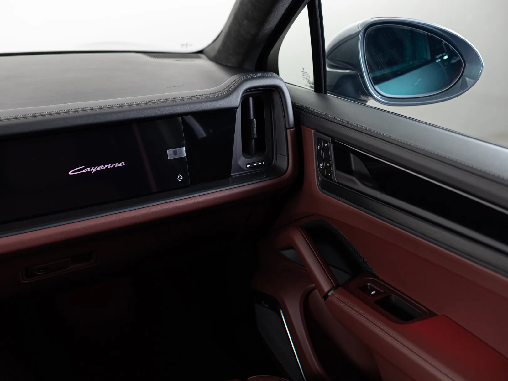 Porsche Cayenne Coupé III Рестайлинг, 2026 — экстерьер, фото 22