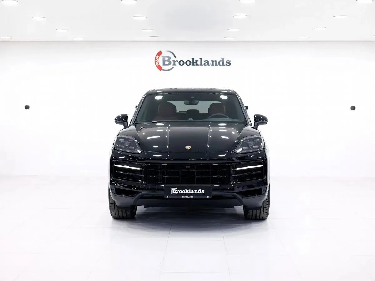 Porsche Cayenne Базовая III Рестайлинг, 2024 — экстерьер, фото 2
